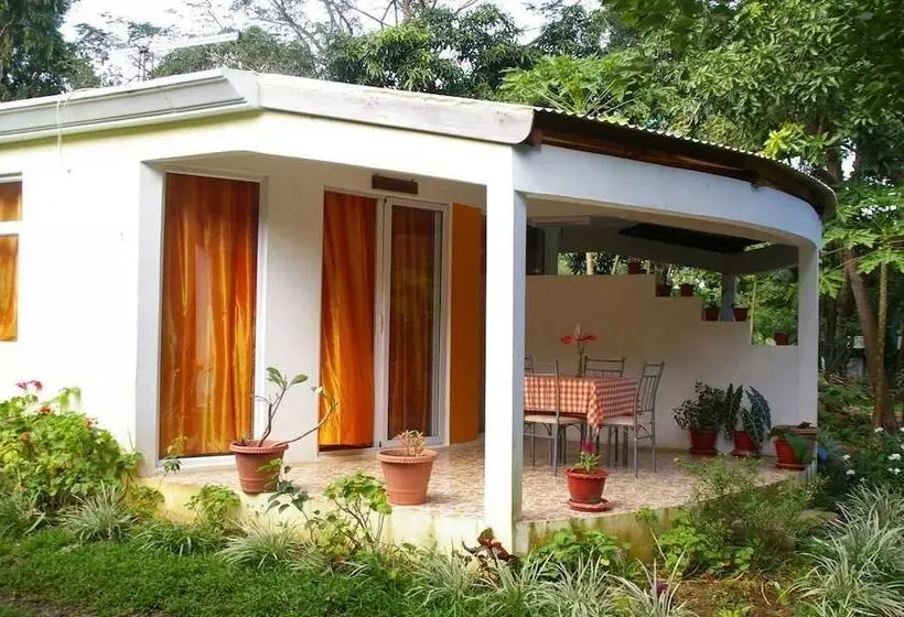 Oasis Nature Lodge