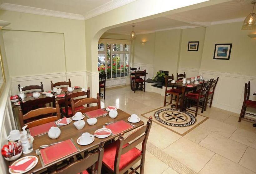 פנסיון Clooneen House