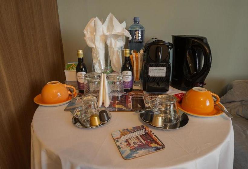 پانسیون Beach House B&b