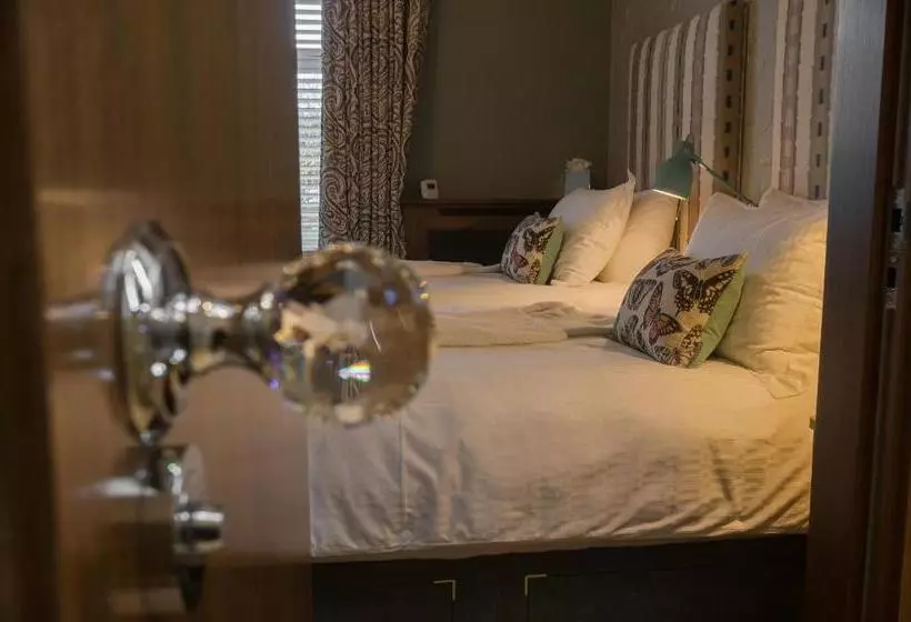 پانسیون Beach House B&b
