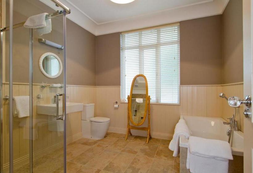 پانسیون Beach House B&b