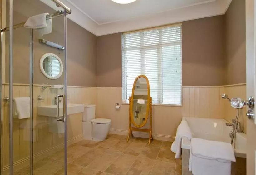 پانسیون Beach House B&b