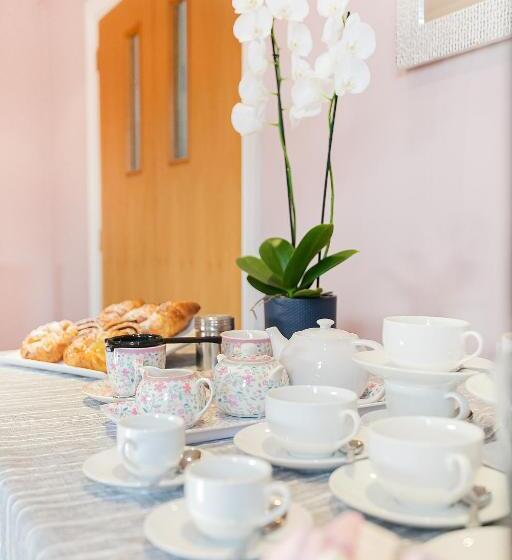 Pensionat Caravogue House