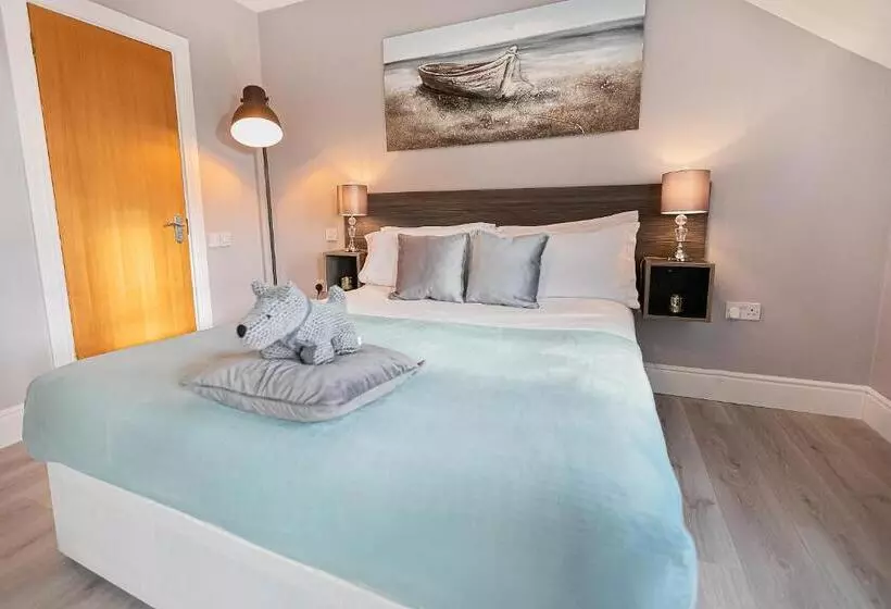 Majatalo Caravogue House