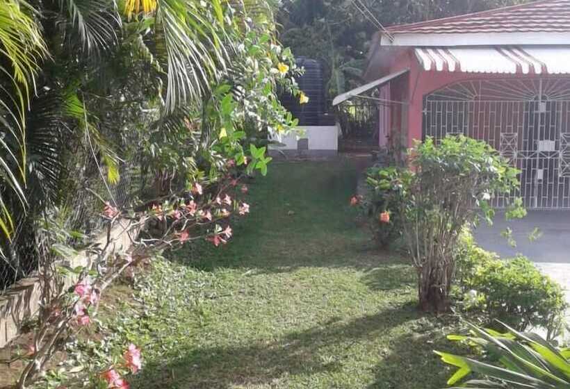 پانسیون Castle Da Rest A Sprinkle Of Peace