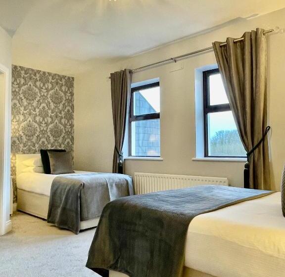 پانسیون Killaran House