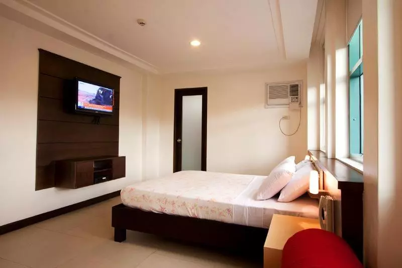 هتل Olongapo Travel Lodge