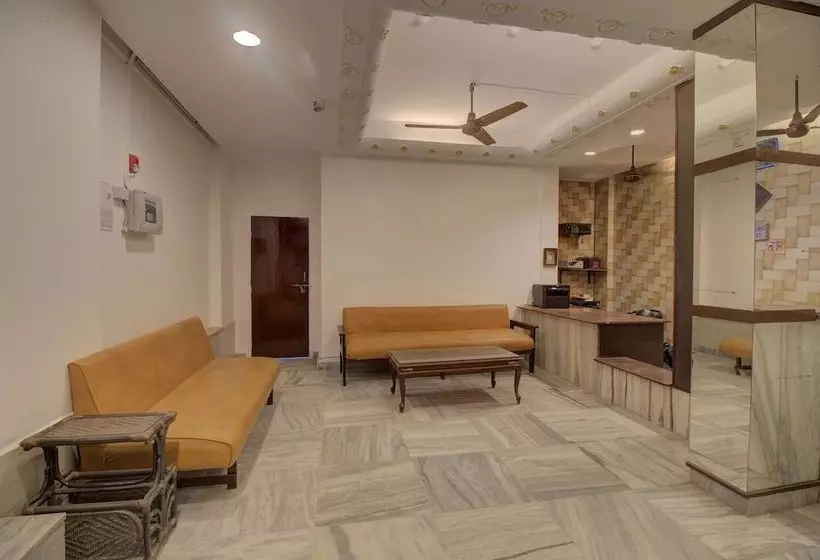 هتل Rajdoot By Oyo Rooms