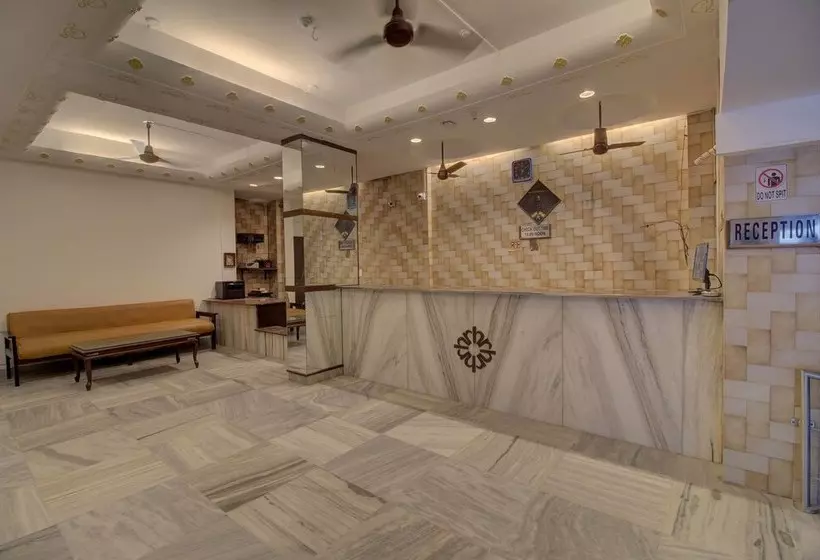 هتل Rajdoot By Oyo Rooms