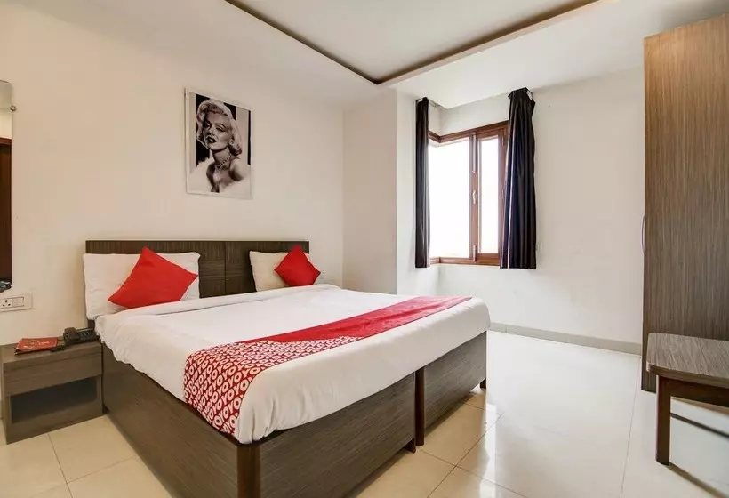 هتل Rajdoot By Oyo Rooms