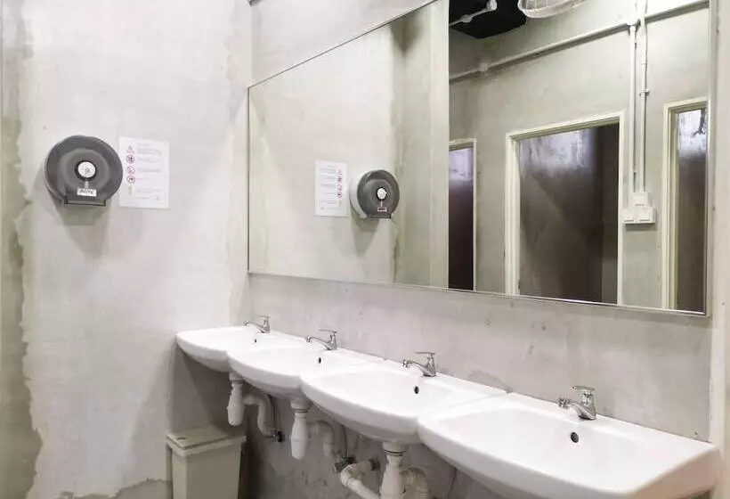 Attrus By Lse   Hostel