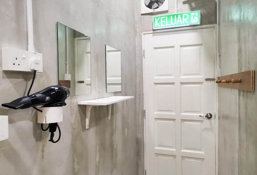 Attrus By Lse Hostel