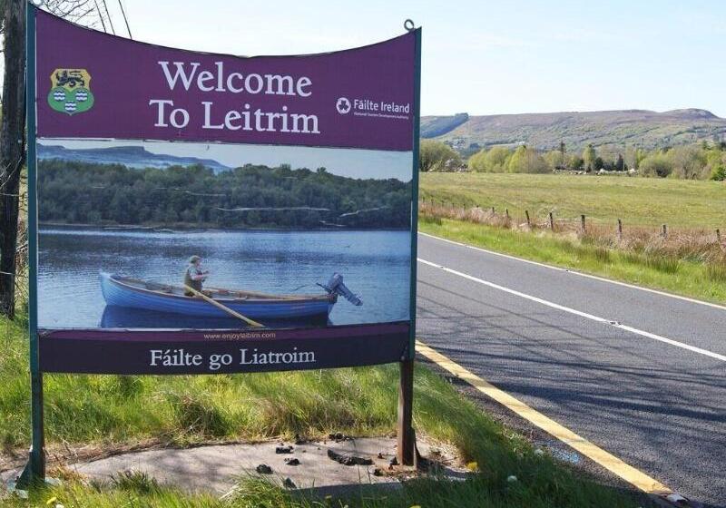 펜션 Clancys Of Glenfarne