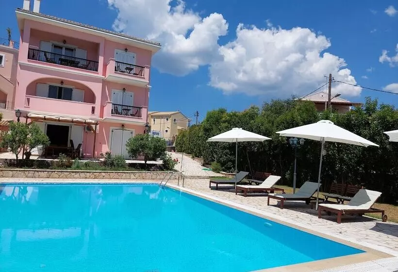 Cha Nanakas Village Inn