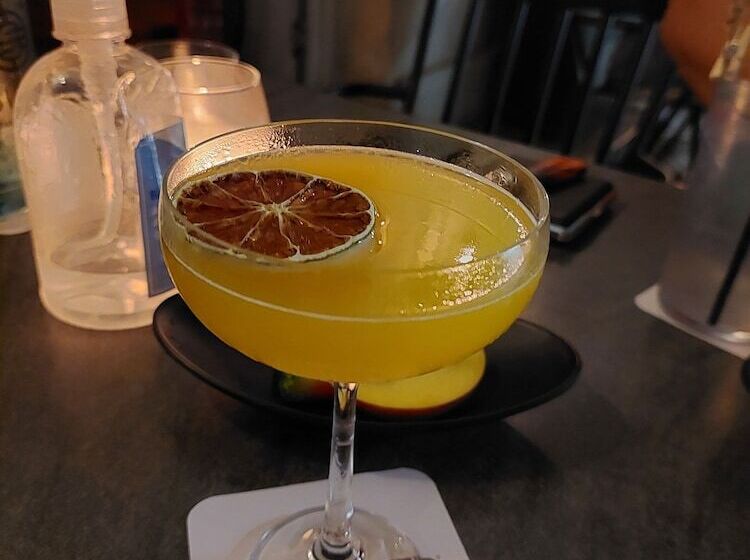 Cha Nanakas Village Inn