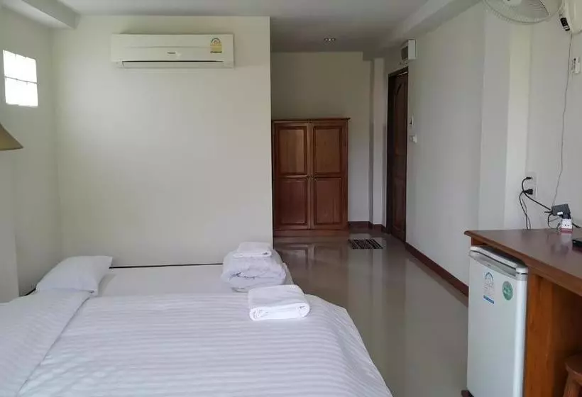 هتل Garden Corner Resort &