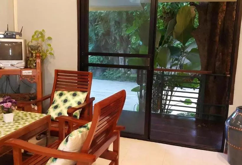 هتل Garden Corner Resort &