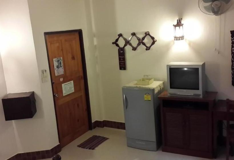 בית מלון כפרי Garden Corner Resort &