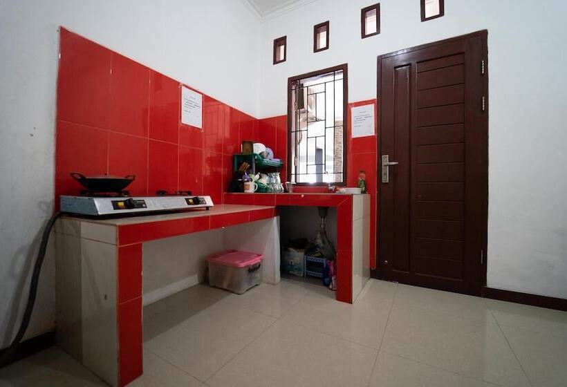 펜션 Koolkost Syariah Near Lapangan Merdeka Balikpapan