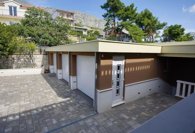 پانسیون Pansion Dalmacija