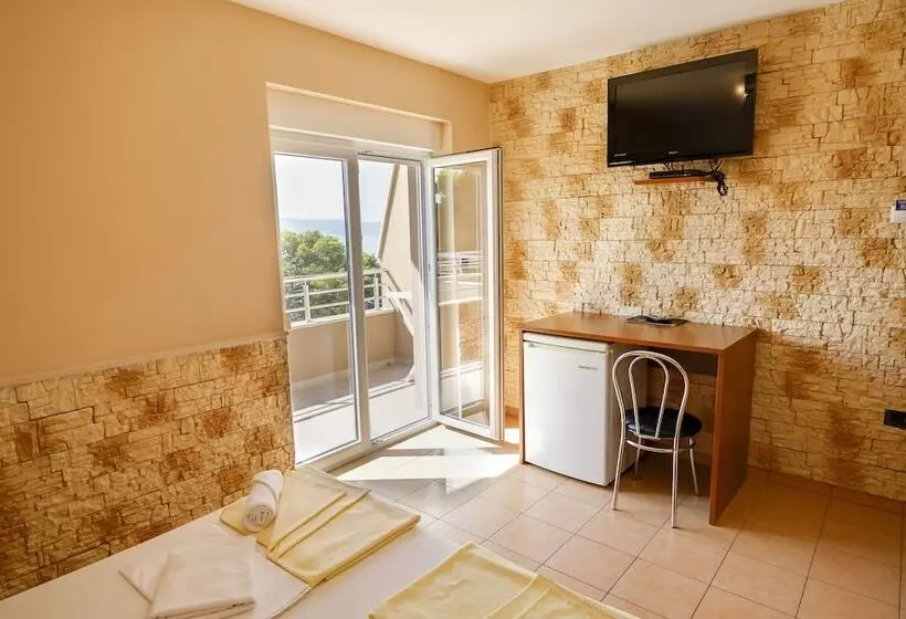 پانسیون Pansion Dalmacija