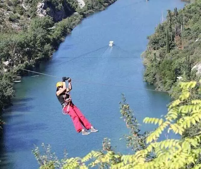 پانسیون Pansion Dalmacija