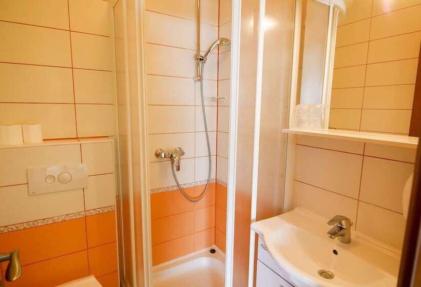 Pensió Pansion Dalmacija