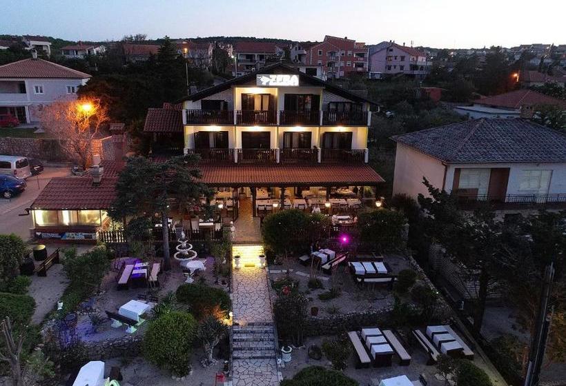 Pension Zeba & Riviera