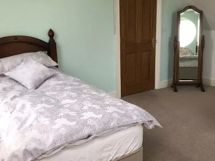 Aamiaismajoitus (B&B) Lillium House