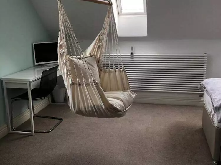 Aamiaismajoitus (B&B) Lillium House