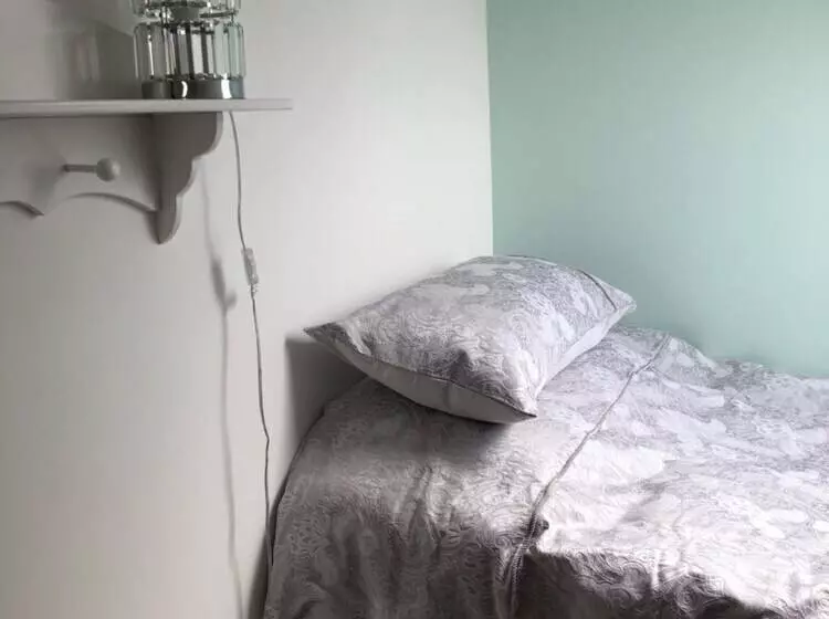 Aamiaismajoitus (B&B) Lillium House