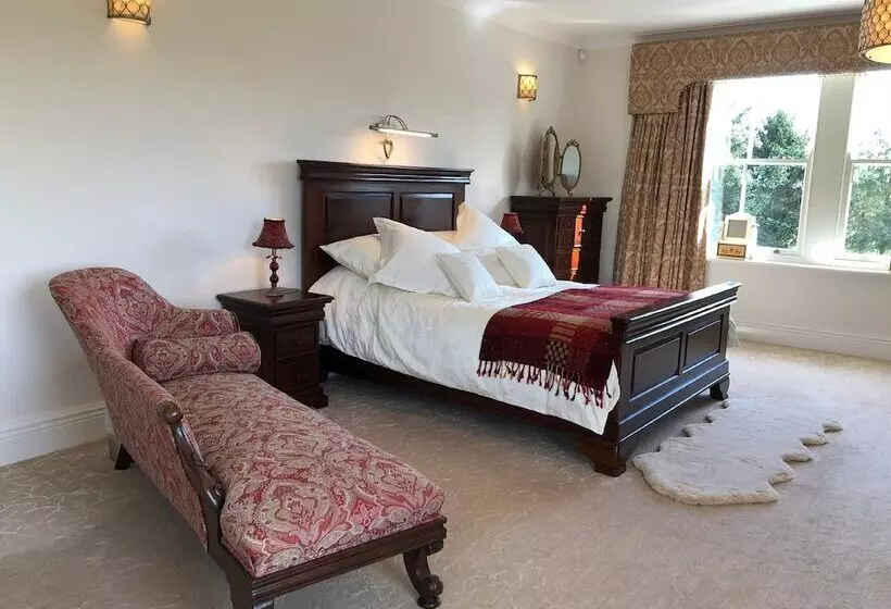 Aamiaismajoitus (B&B) Lillium House