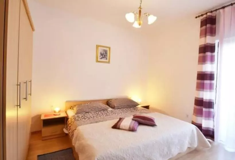 Holiday Apartment Lungomare