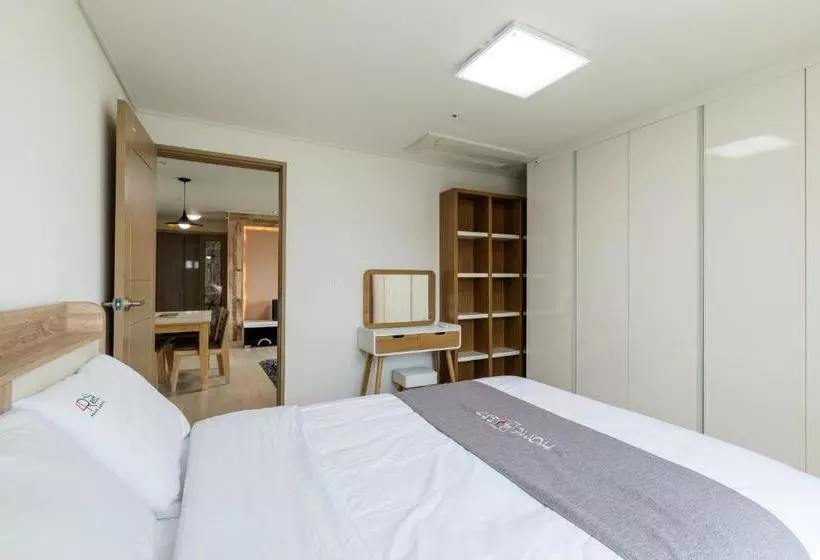 Home Fourest Residence Hotel Okpo