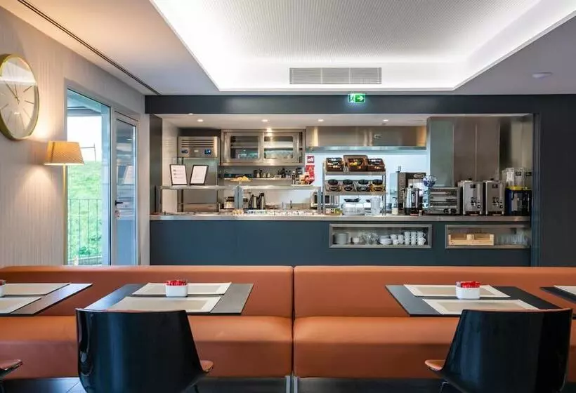 ホテル 3k Porto Aeroporto