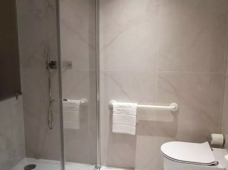 ホテル 3k Porto Aeroporto