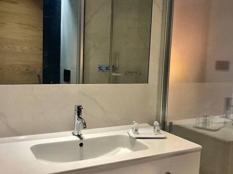 Отель 3k Porto Aeroporto