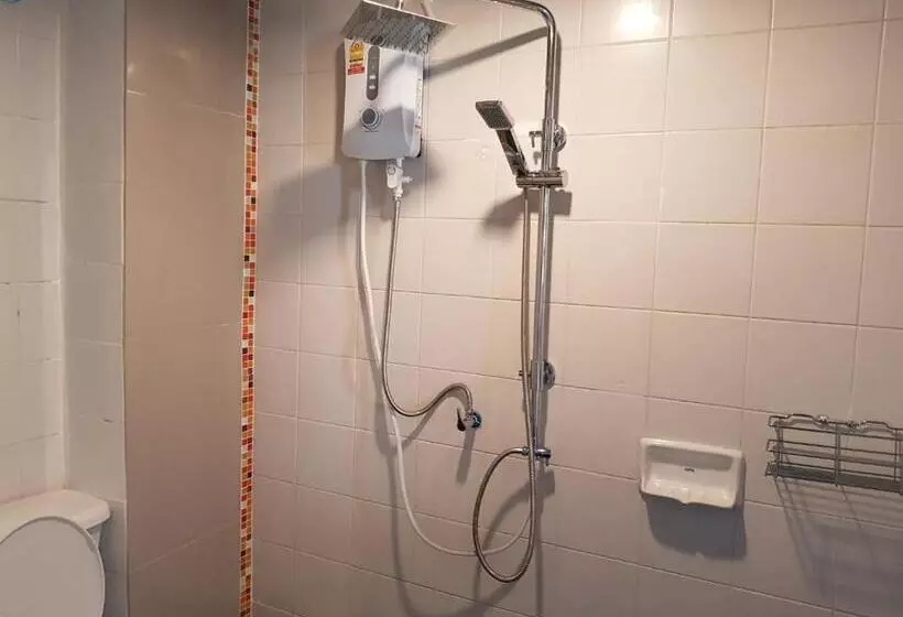 هتل Sleepcats Hostel