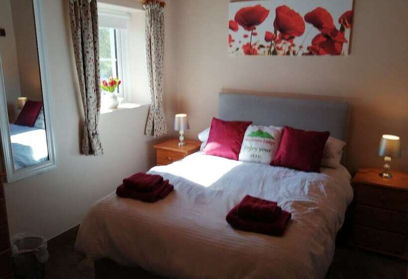 Meelmore Lodge Hostel