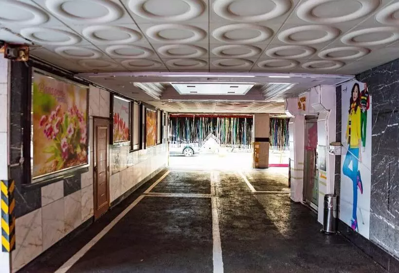 Paragon Motel