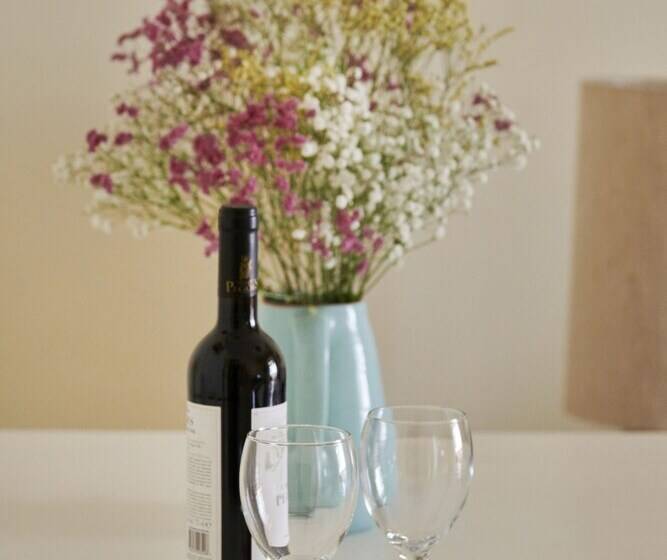 Renovated Spacious Baixa Apartment, By Timecooler