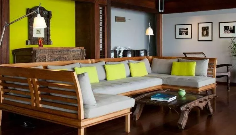 Villa Samsara