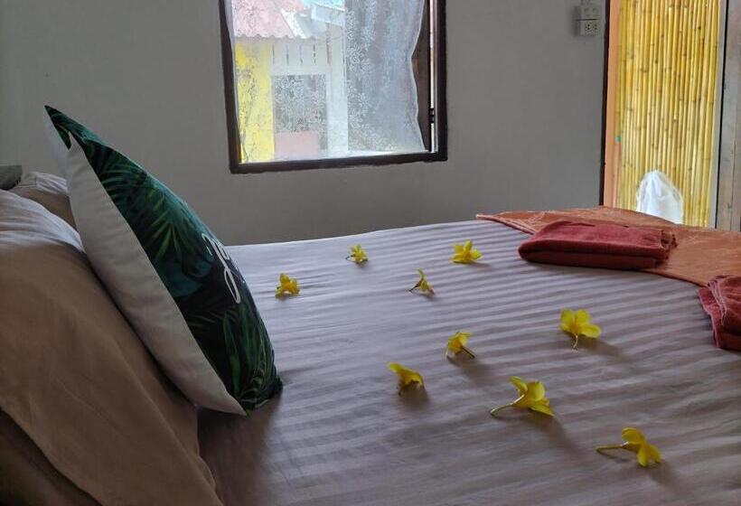 پانسیون Lanta Rabbit Rooms