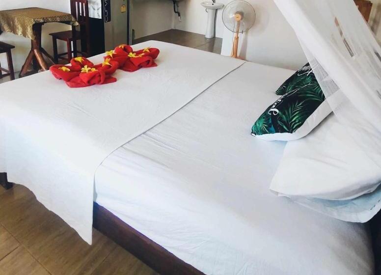 پانسیون Lanta Rabbit Rooms