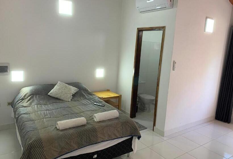 پانسیون Las Salinas Hostal