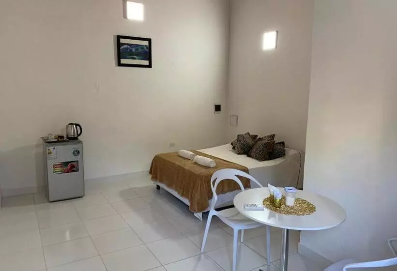 پانسیون Las Salinas Hostal