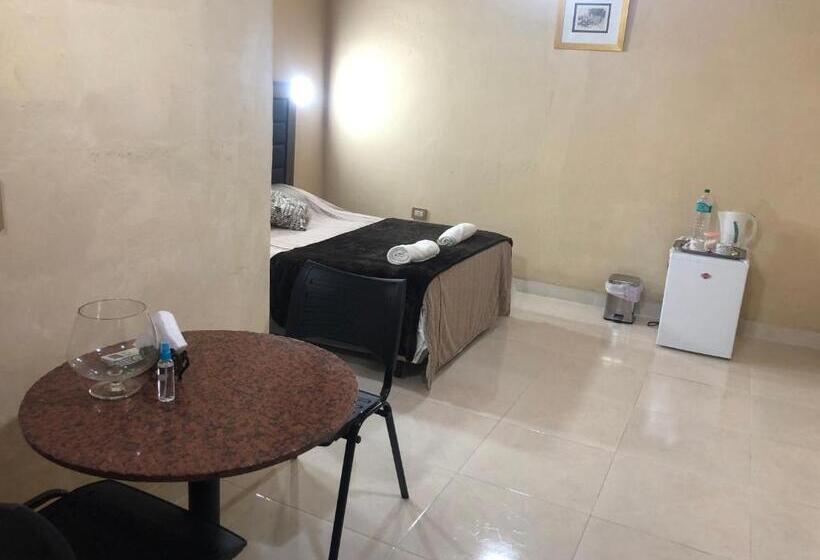 پانسیون Las Salinas Hostal