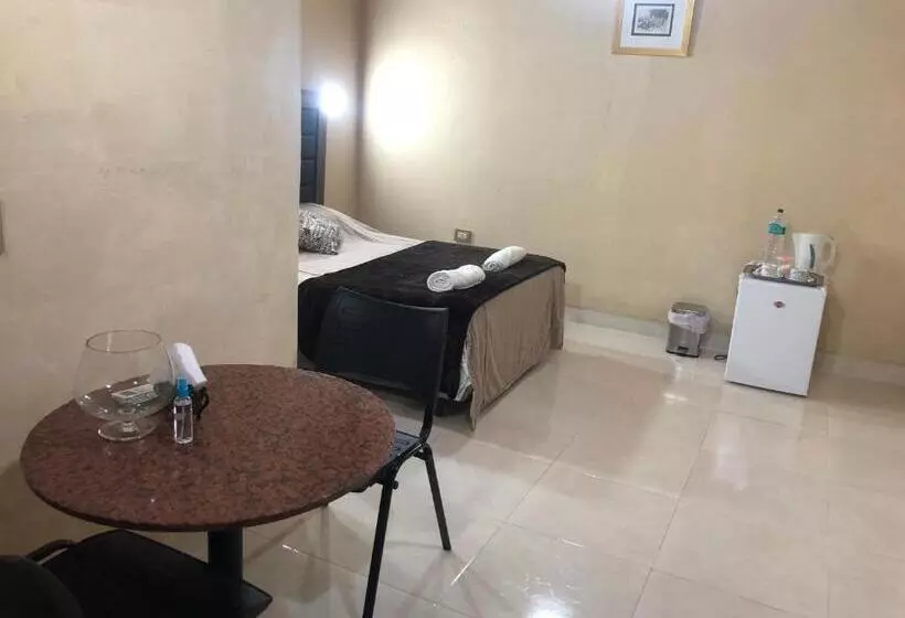 پانسیون Las Salinas Hostal