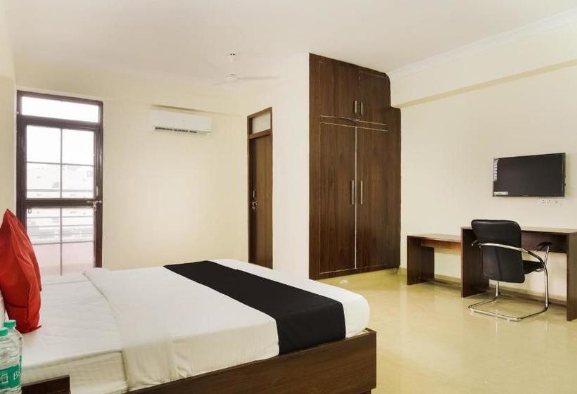 هتل Collection O 62836 Mittal Tower