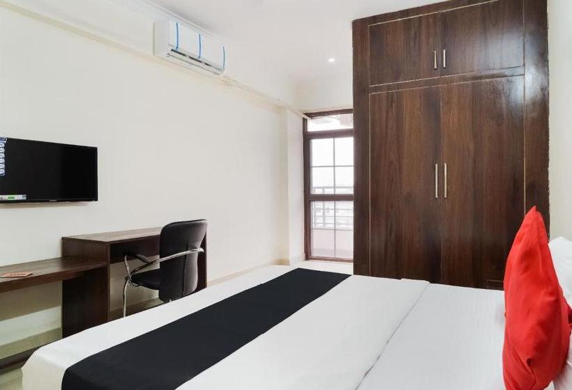 هتل Collection O 62836 Mittal Tower